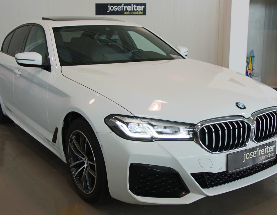 BMW 530 e M Sport Kamera/Glasdach/Harman-Kardon